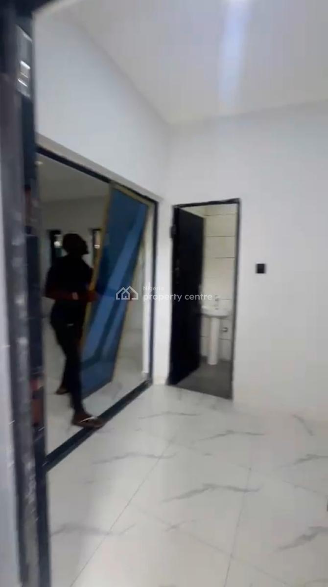 a Fully Serviced 4bedroom Duplex, Gowon Estate, Egbeda, Alimosho, Lagos, House for Rent