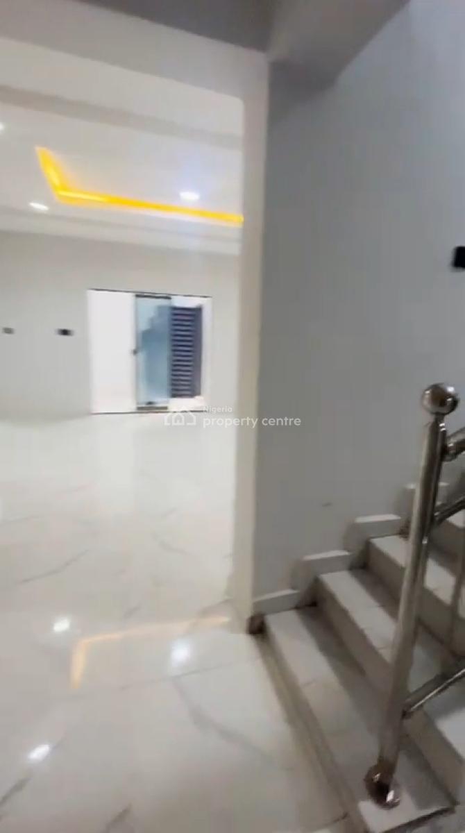 a Fully Serviced 4bedroom Duplex, Gowon Estate, Egbeda, Alimosho, Lagos, House for Rent