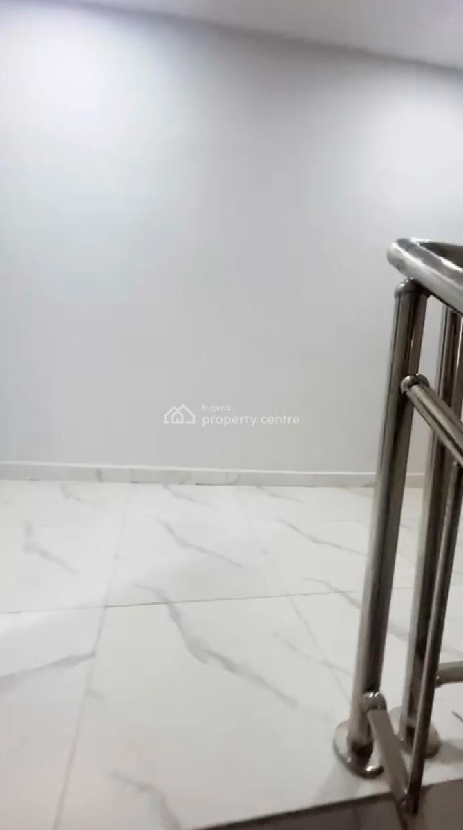 a Fully Serviced 4bedroom Duplex, Gowon Estate, Egbeda, Alimosho, Lagos, House for Rent