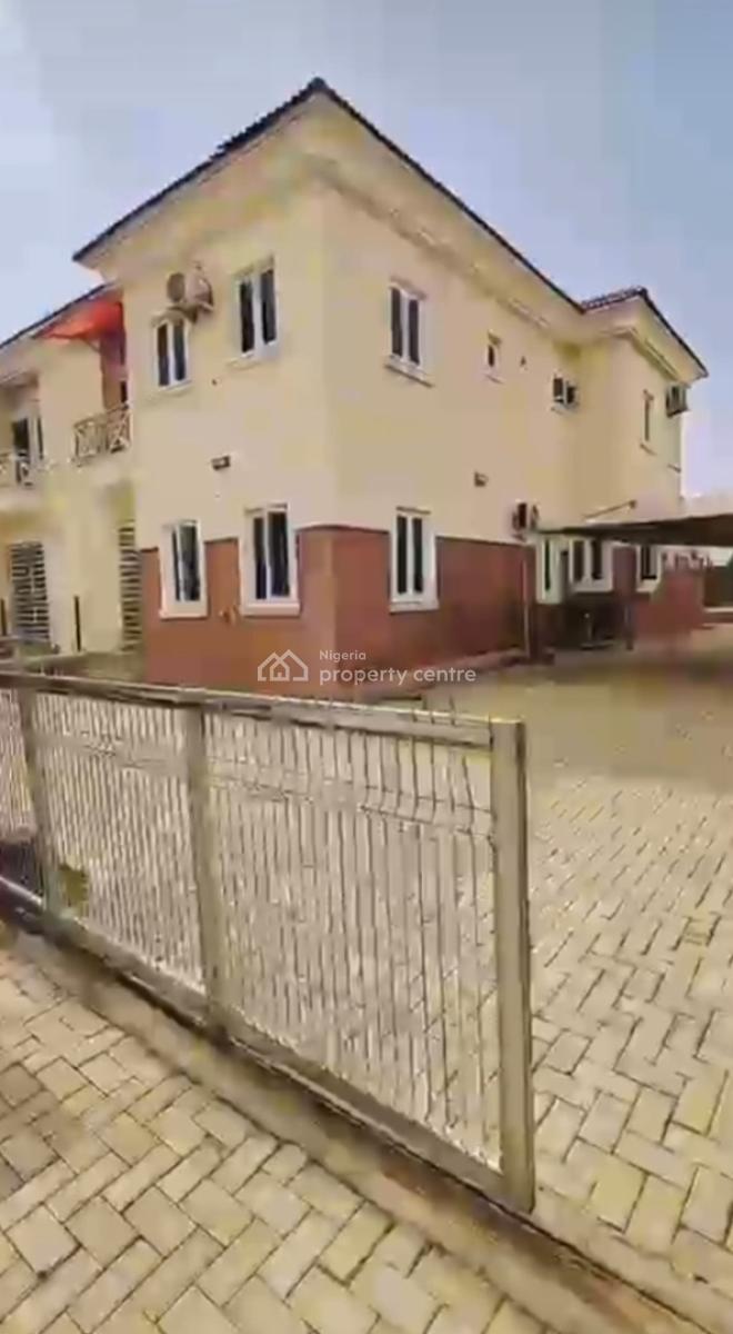 4 Bedrooms Semi Detached Duplex with Bq 8m Annum, Life Camp, Abuja, Semi-detached Duplex for Rent