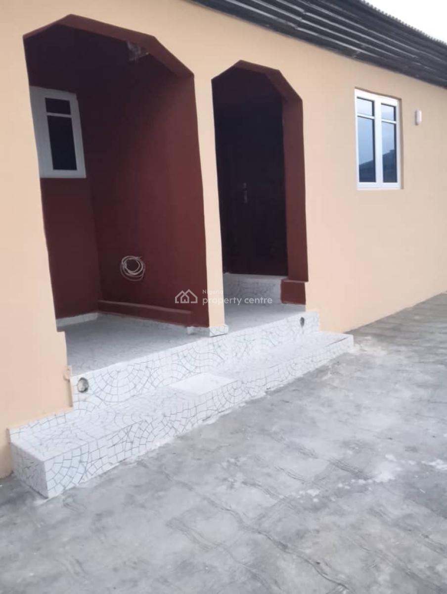 Newly Built Room and Parlor, Igbogbo Road, Igbogbo, Ikorodu, Lagos, Flat / Apartment for Rent