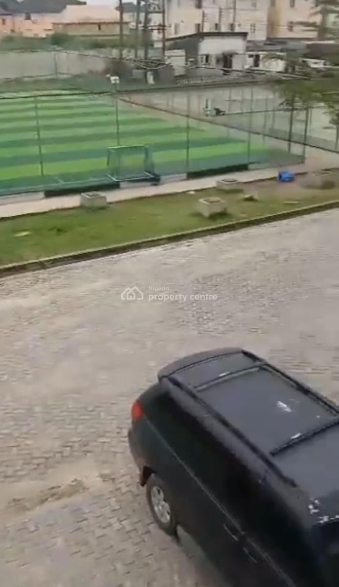 Distress 3 Bedrooms Flat Apartment with Boyz Quarter, Ajah, Lagos, Flat / Apartment for Sale