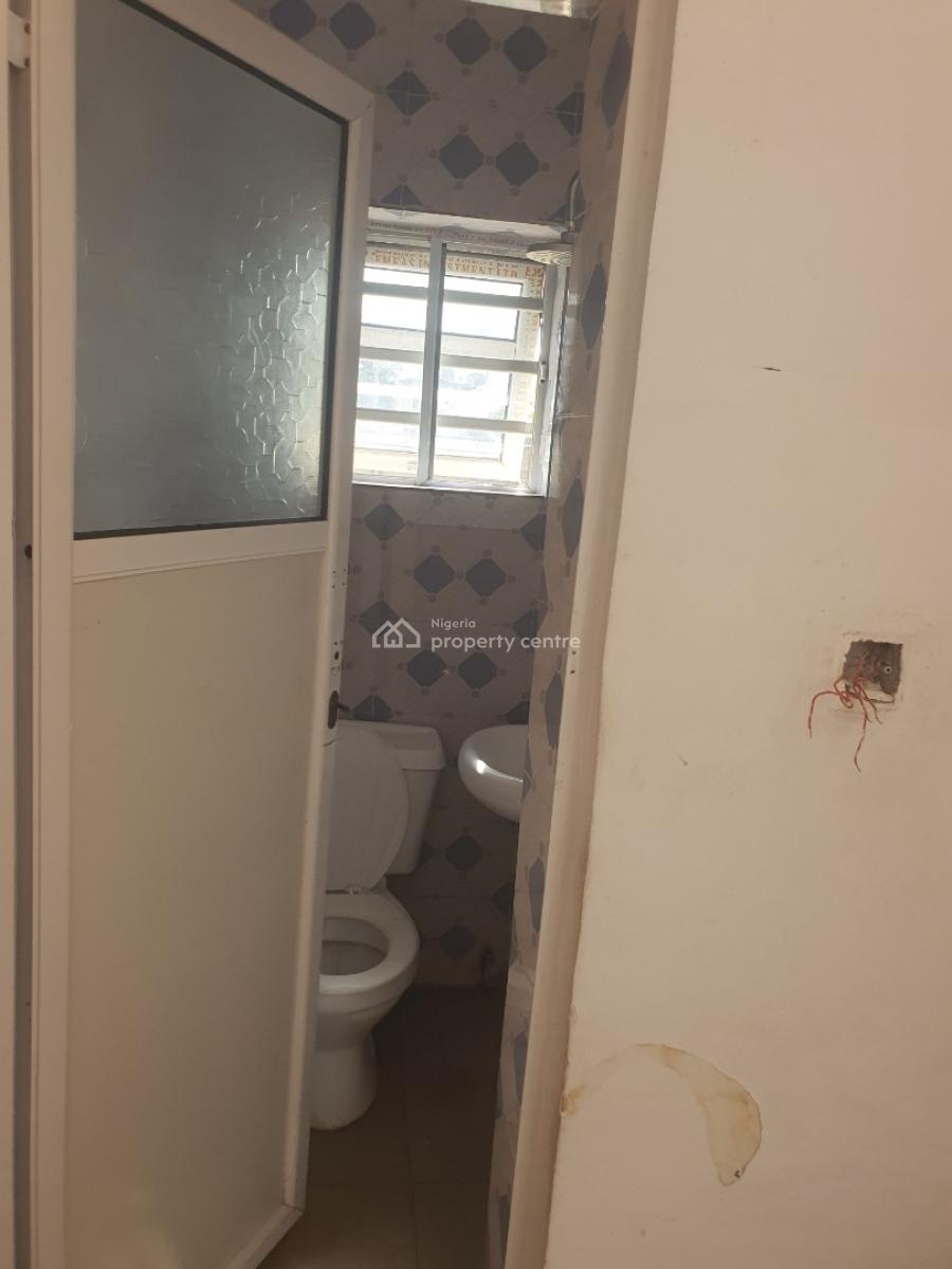 Decent 2 Bedroom Flat in a Well Secured Estate with Great Serenity, Badore Road, Badore, Ajah, Lagos, Flat / Apartment for Rent