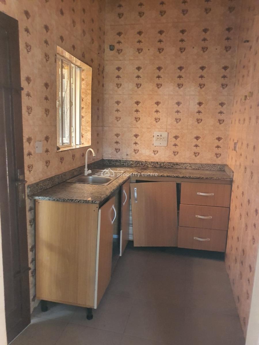 Decent 2 Bedroom Flat in a Well Secured Estate with Great Serenity, Badore Road, Badore, Ajah, Lagos, Flat / Apartment for Rent