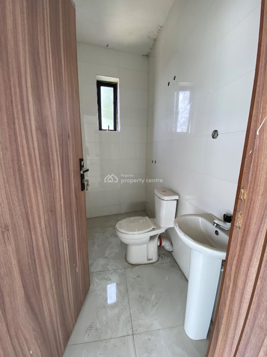 74sqm Shop/ Office on The 3rd Floor Space Fully Serviced, Orchid Road, Lekki, Lagos, Shop for Rent