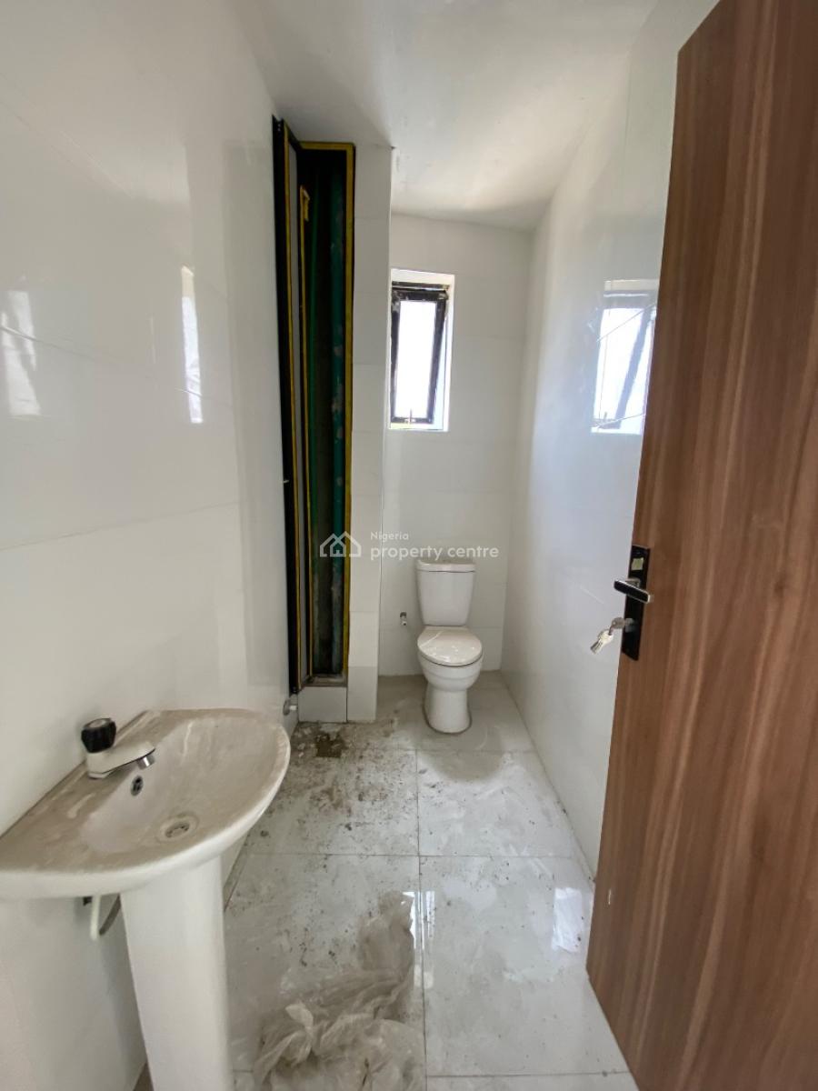 74sqm Shop/ Office on The 3rd Floor Space Fully Serviced, Orchid Road, Lekki, Lagos, Shop for Rent