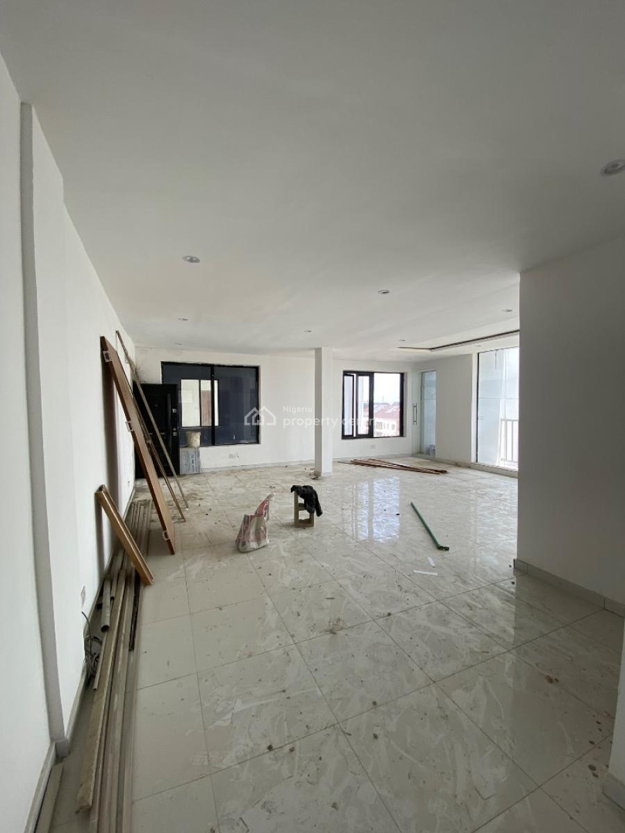 74sqm Shop/ Office on The 3rd Floor Space Fully Serviced, Orchid Road, Lekki, Lagos, Shop for Rent