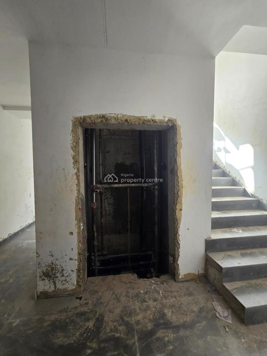 Sleek 2 Bedroom  Apartment with Pool, Gym & Elevator Ideal for Airbnb, Lekki Phase 1, Lekki, Lagos, Flat / Apartment for Sale