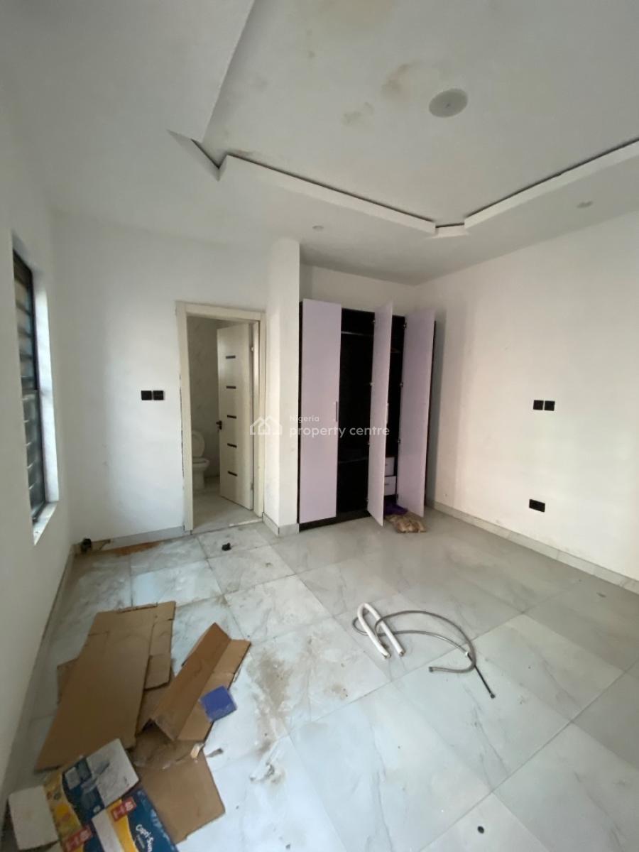 Commercial Spacious Space for Walk in Etc Spa, Salon, Fashion, Salem, Ikate, Lekki, Lagos, Commercial Property for Rent