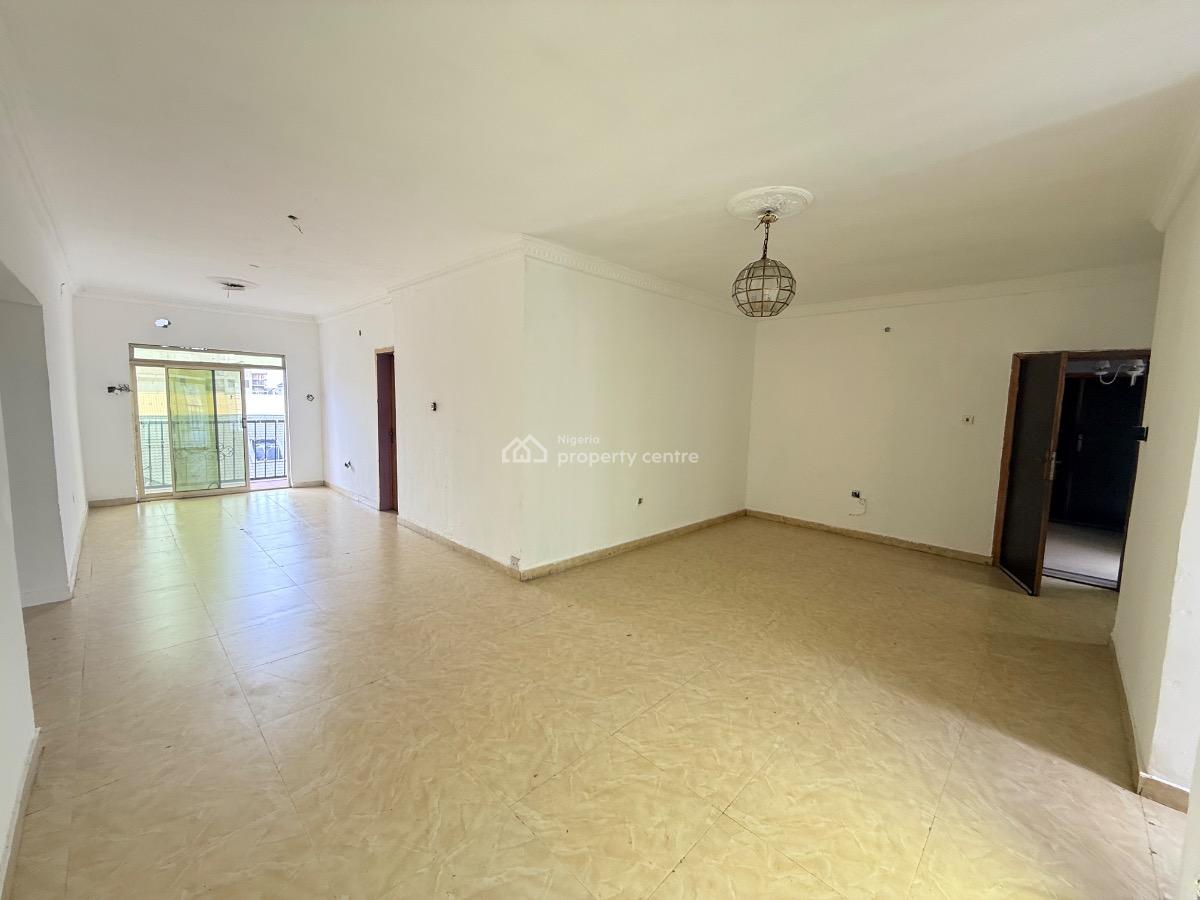 Spacious 3 Bedroom Apartment with Two Balcony, Lekki Phase 1, Lekki, Lagos, House for Rent