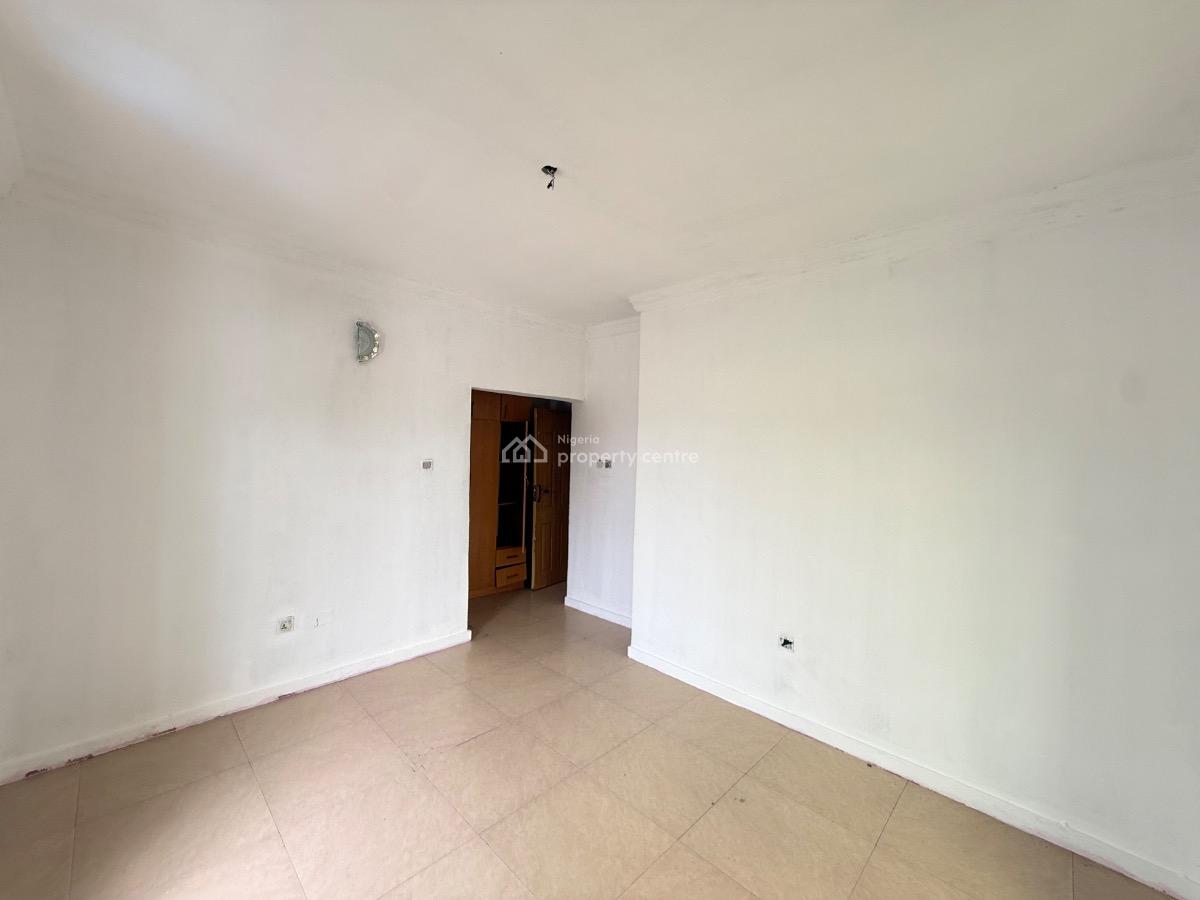 Spacious 3 Bedroom Apartment with Two Balcony, Lekki Phase 1, Lekki, Lagos, House for Rent