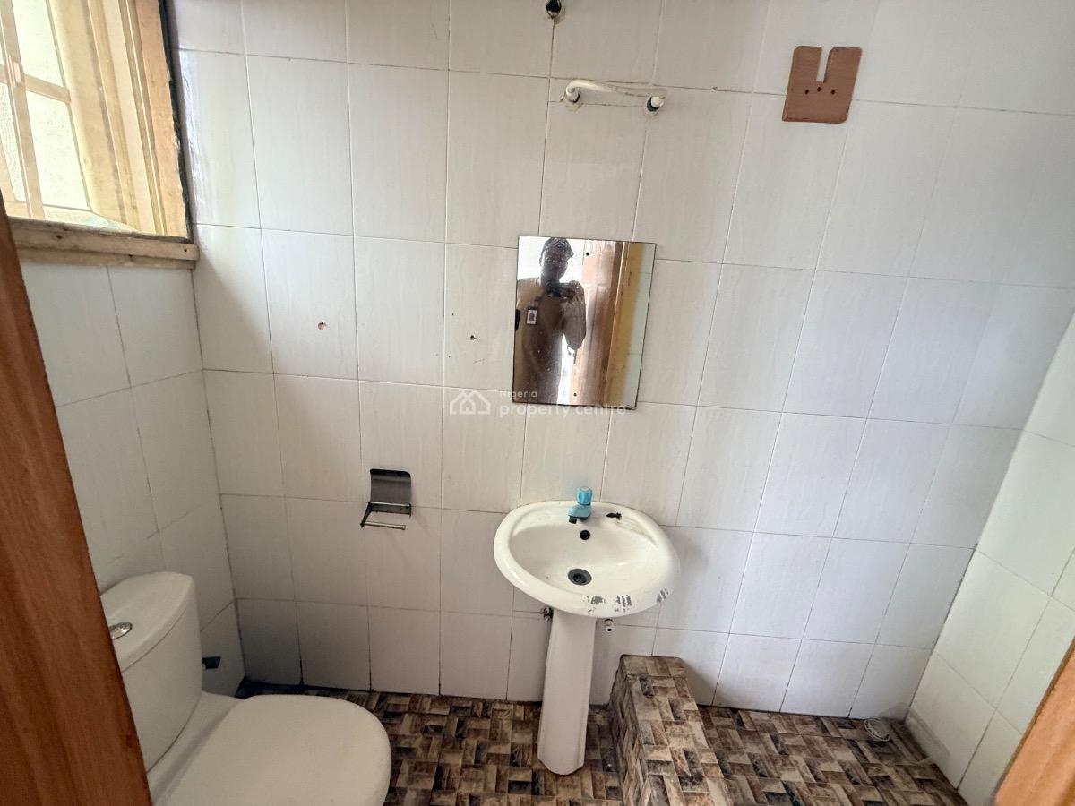 Spacious 3 Bedroom Apartment with Two Balcony, Lekki Phase 1, Lekki, Lagos, House for Rent