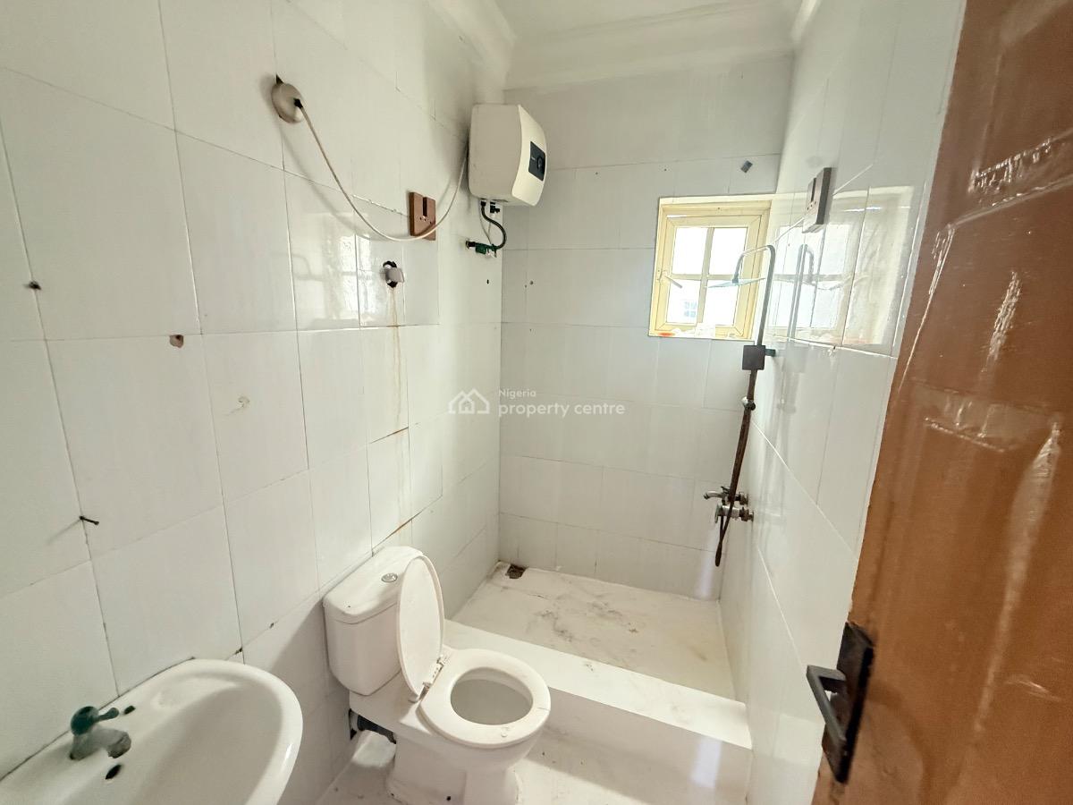 Spacious 3 Bedroom Apartment with Two Balcony, Lekki Phase 1, Lekki, Lagos, House for Rent