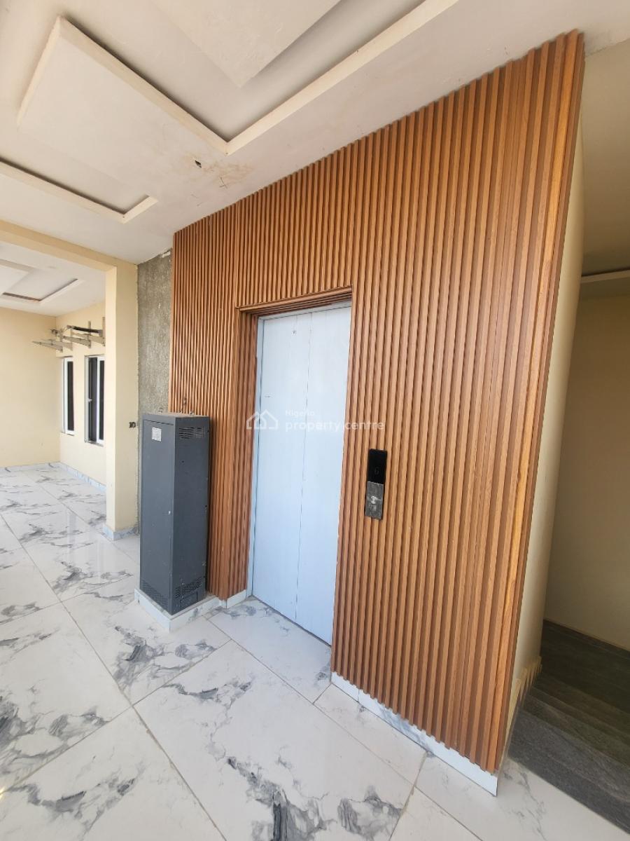 Spacious Luxurious 2 Bedroom Apartment  with Bq, Swimming Pool, Secure Area, Lekki Phase 1, Lekki, Lagos, Flat / Apartment for Rent