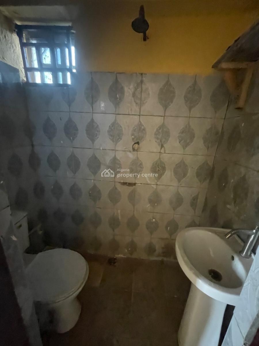 Selfcon Upstairs in a Neat Compound, Badore, Badore, Ajah, Lagos, House for Rent