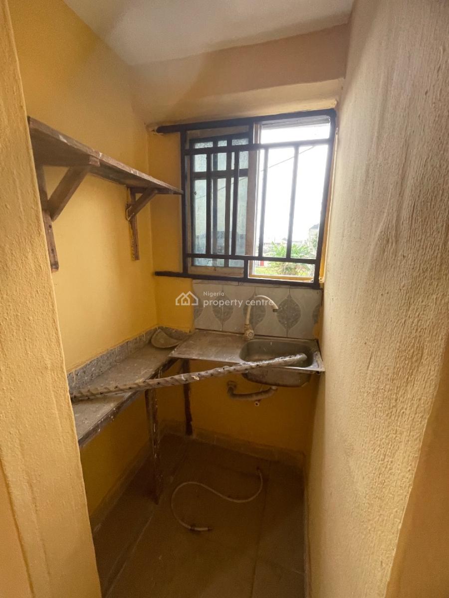 Selfcon Upstairs in a Neat Compound, Badore, Badore, Ajah, Lagos, House for Rent