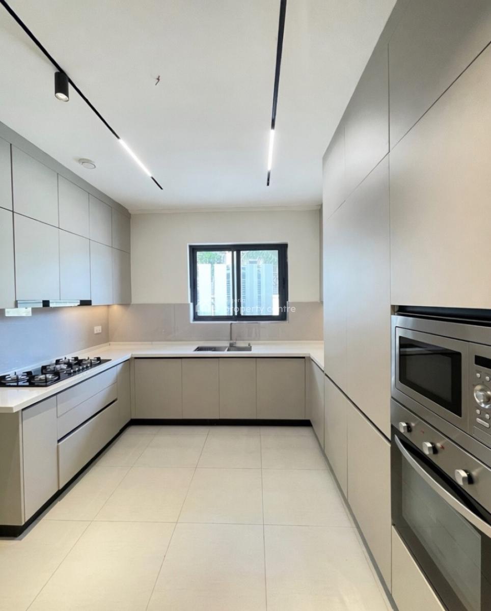 Stunning 5 Bedroom Semi Detached Duplex with Swimming Pool and Bq, Ikoyi, Ikoyi, Lagos, Semi-detached Duplex for Sale