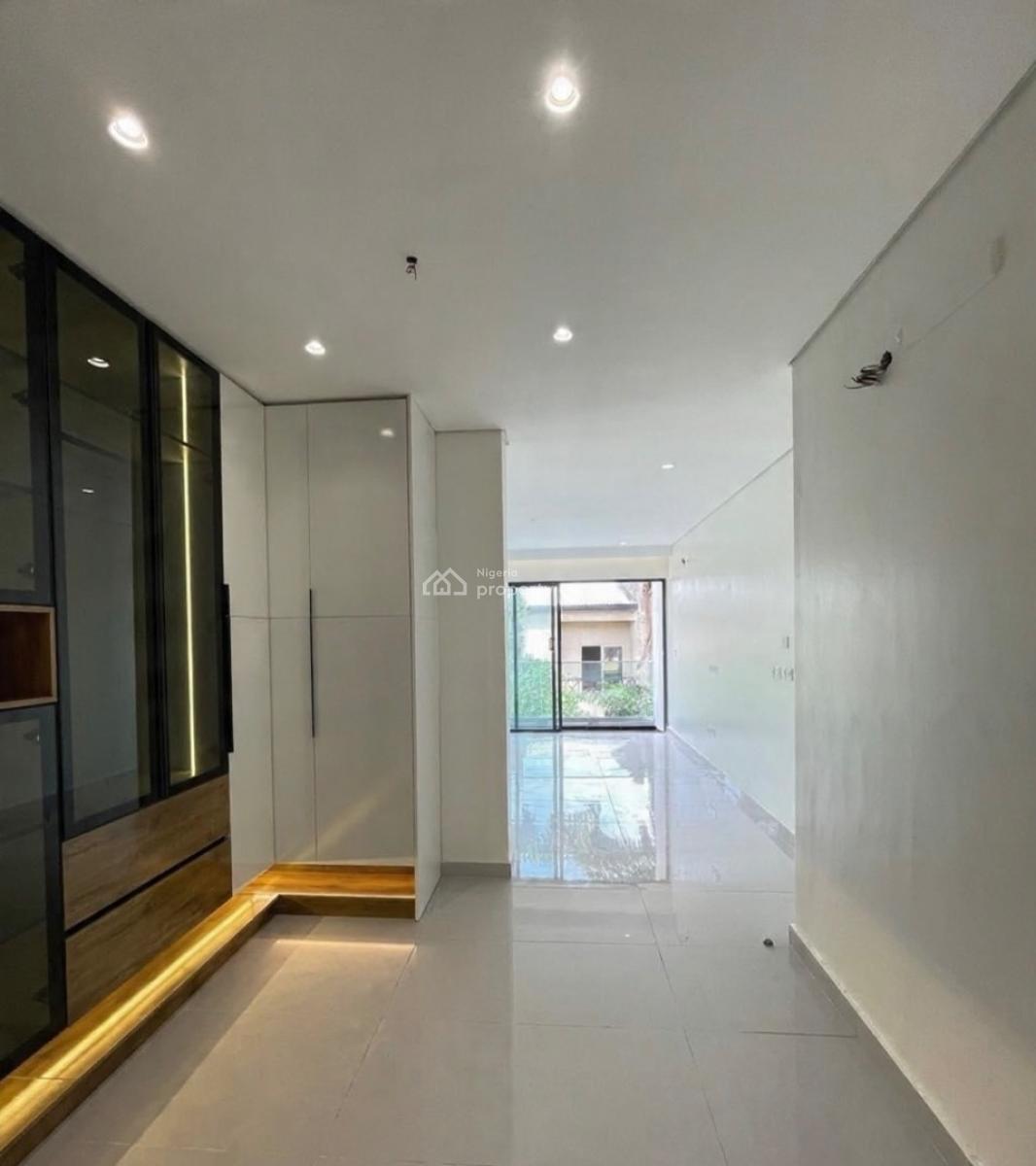 Stunning 5 Bedroom Semi Detached Duplex with Swimming Pool and Bq, Ikoyi, Ikoyi, Lagos, Semi-detached Duplex for Sale