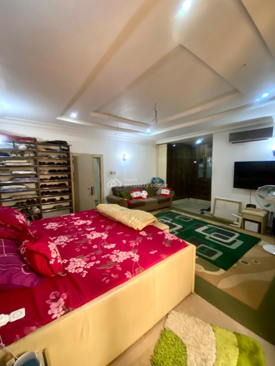 Luxury 4 Bedroom Duplex with 2 Lounge and 1bq with Massive Compound, Asokoro District, Abuja, Detached Duplex for Sale