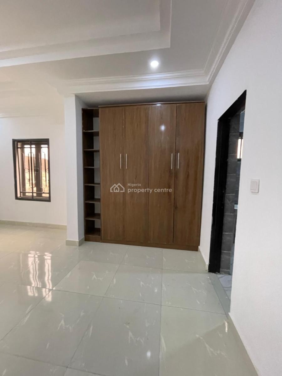 Brand New Massive 3bedroom Flat in a Serene Environment, Gwarimpa Main, Gwarinpa, Abuja, Flat / Apartment for Rent