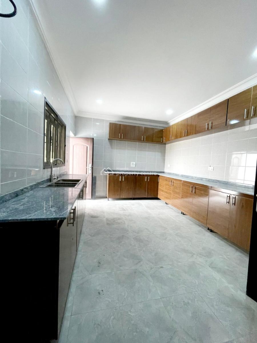 Brand New Massive 3bedroom Flat in a Serene Environment, Gwarimpa Main, Gwarinpa, Abuja, Flat / Apartment for Rent