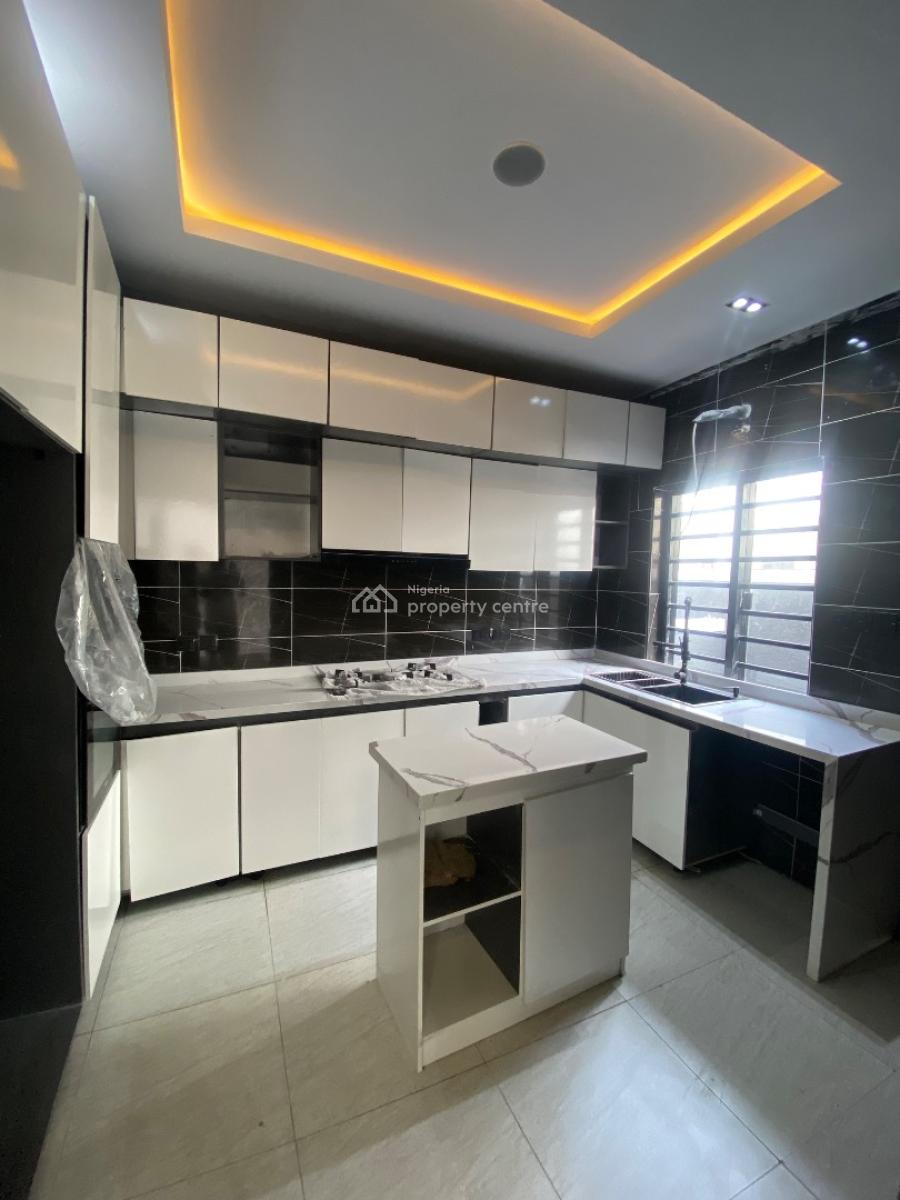 4 Bedrooms Semi Detached Duplex with Bq, Orchid Road, Lekki, Lagos, Semi-detached Duplex for Sale