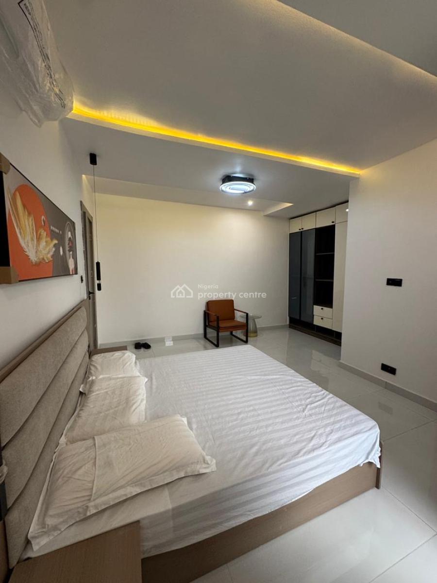 Experience Well Crafted 2 Bedroom Apartment with a Gym, Swimming Pool, Perfect for Generating Rental Income and Ideal for Shortlet/airbnb, Lekki Phase 1, Lekki, Lagos, Block of Flats for Sale