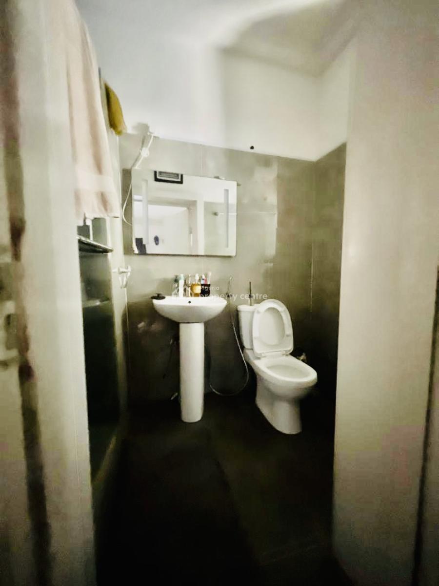 Distress Deal! 1 Bedroom Apartment, Megamound  Estate, Ikota, Lekki, Lagos, Flat / Apartment for Sale