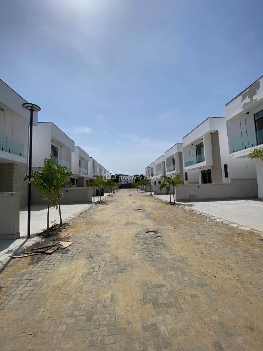 Brand New Luxurious 4 Bedrooms Fully Detached with Bq, Orchid Road, Lekki, Lagos, House for Sale