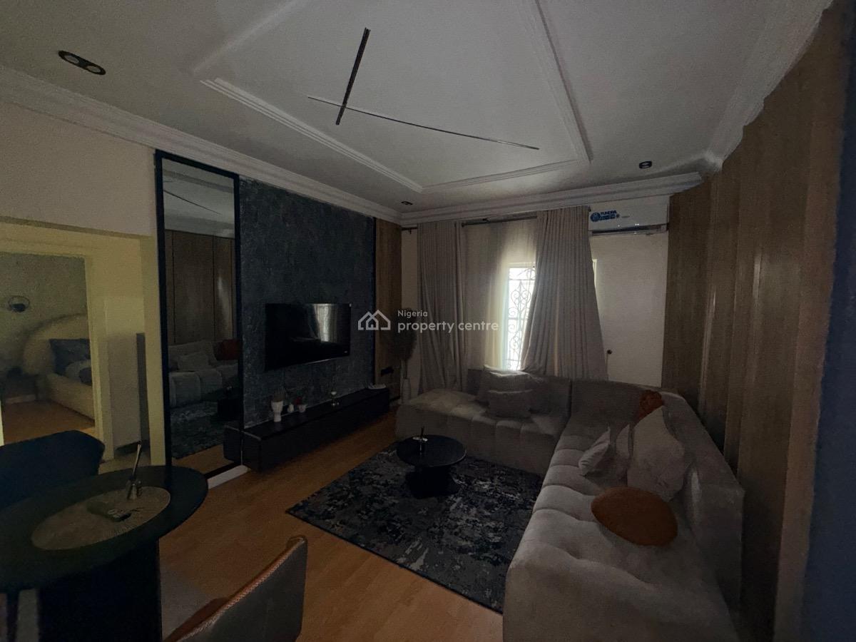Fully Furnished and Serviced Mini Flat, Off Admiralty Way, Lekki Phase 1, Lekki, Lagos, Flat / Apartment for Rent