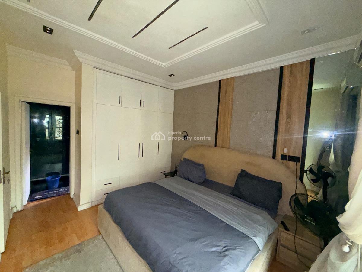 Fully Furnished and Serviced Mini Flat, Off Admiralty Way, Lekki Phase 1, Lekki, Lagos, Flat / Apartment for Rent