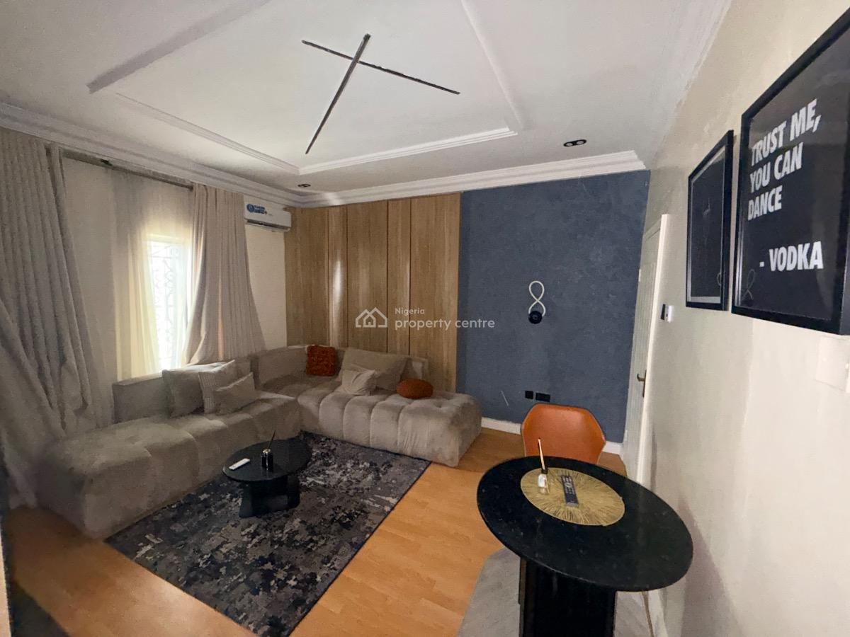 Fully Furnished and Serviced Mini Flat, Off Admiralty Way, Lekki Phase 1, Lekki, Lagos, Flat / Apartment for Rent