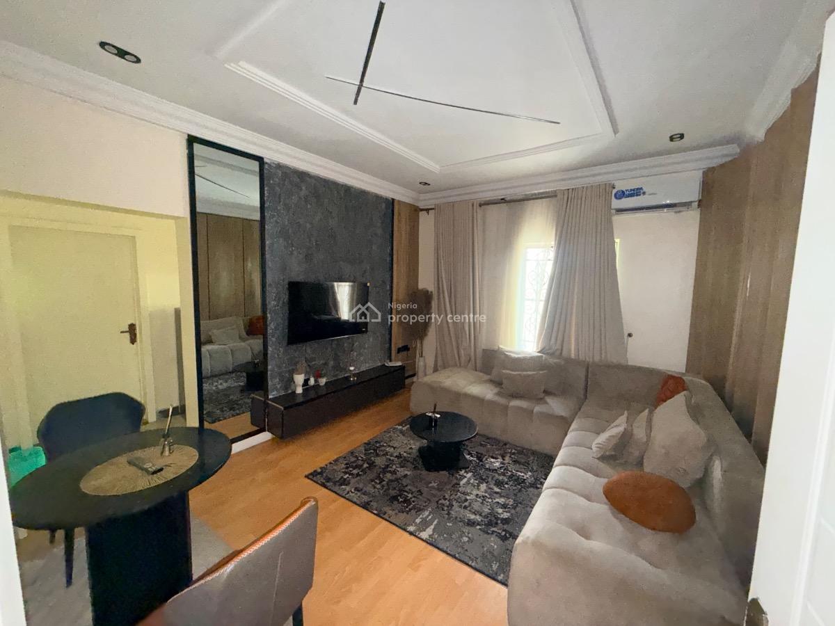 Fully Furnished and Serviced Mini Flat, Off Admiralty Way, Lekki Phase 1, Lekki, Lagos, Flat / Apartment for Rent