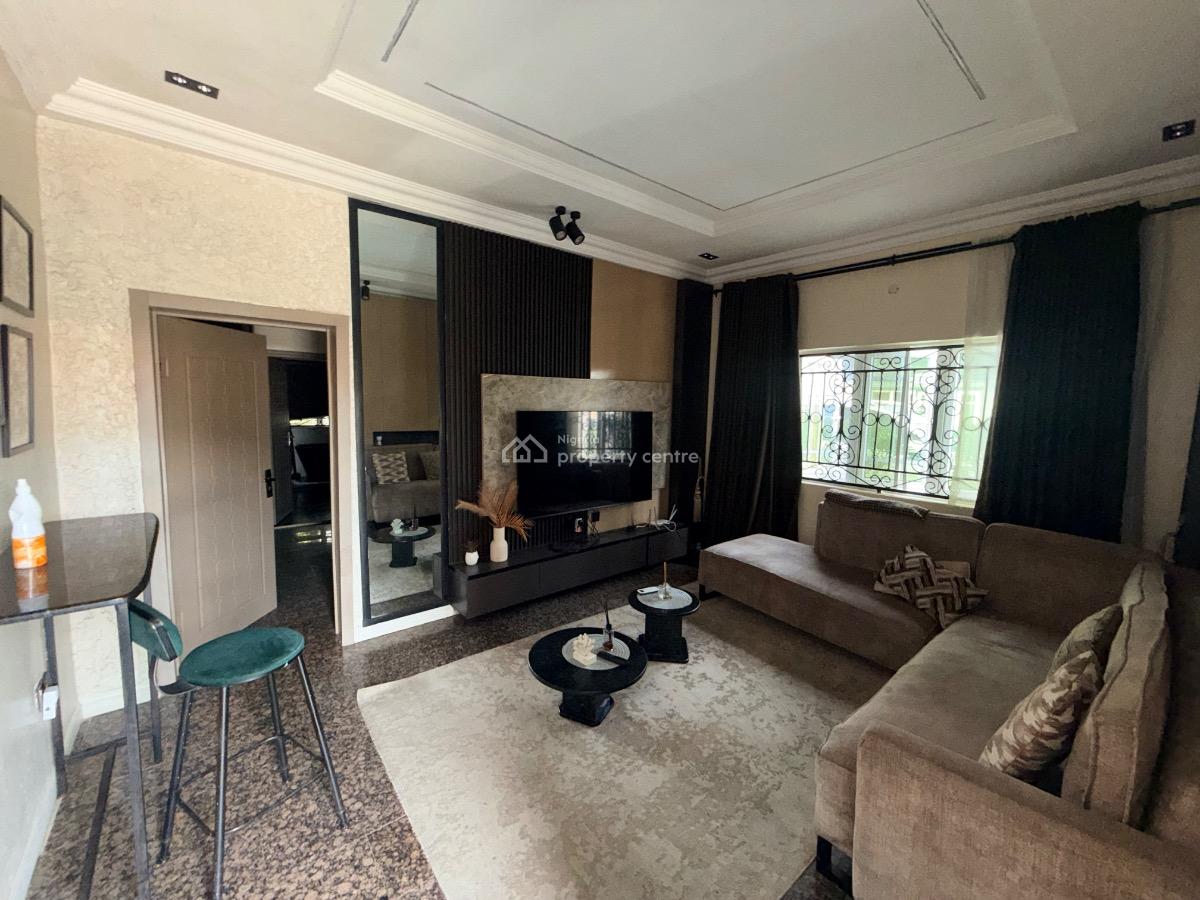 Fully Furnished and Serviced Mini Flat, Lekki Phase 1, Lekki, Lagos, Flat / Apartment for Rent