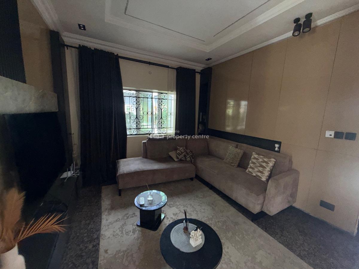 Fully Furnished and Serviced Mini Flat, Lekki Phase 1, Lekki, Lagos, Flat / Apartment for Rent