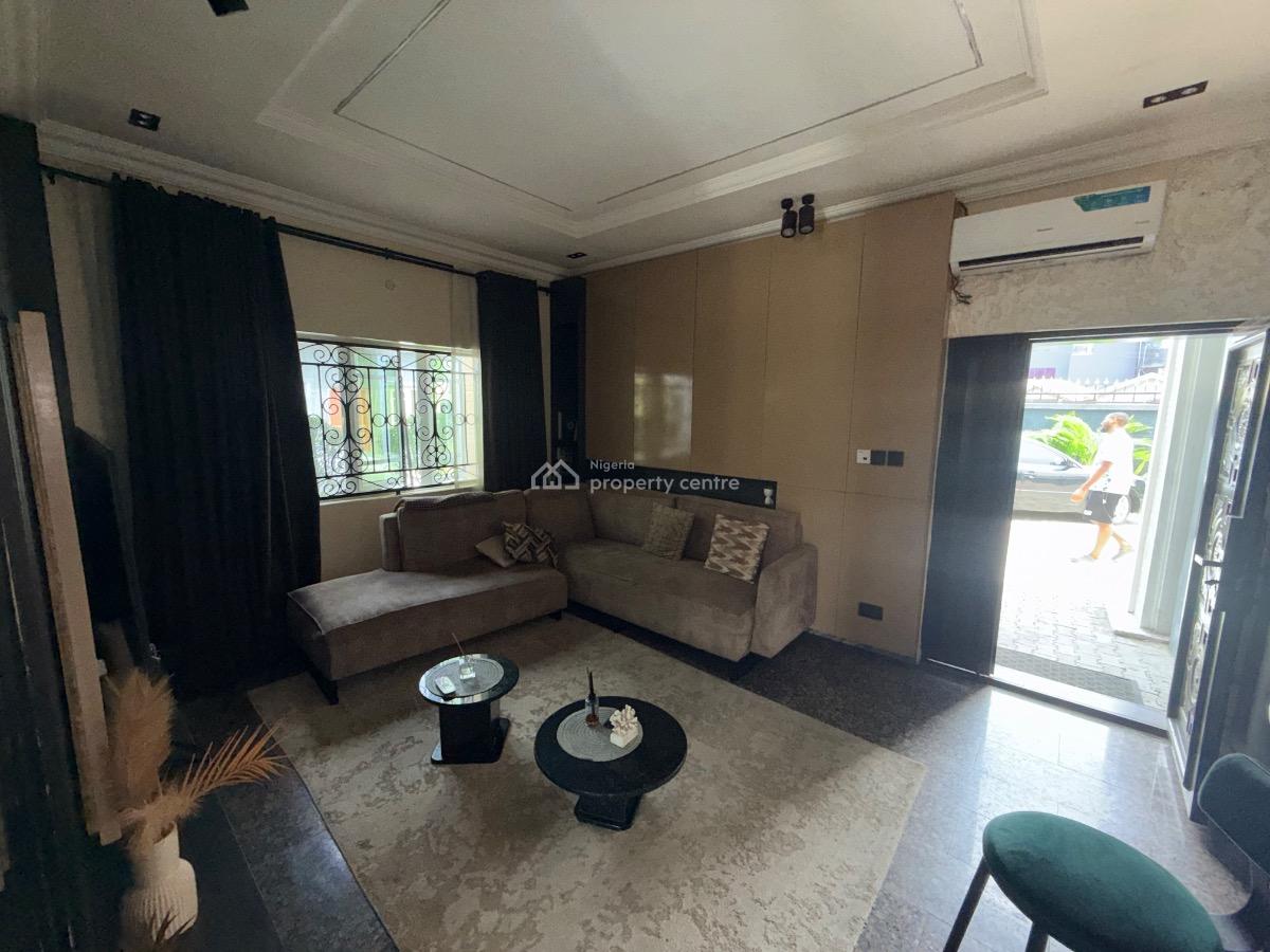 Fully Furnished and Serviced Mini Flat, Lekki Phase 1, Lekki, Lagos, Flat / Apartment for Rent