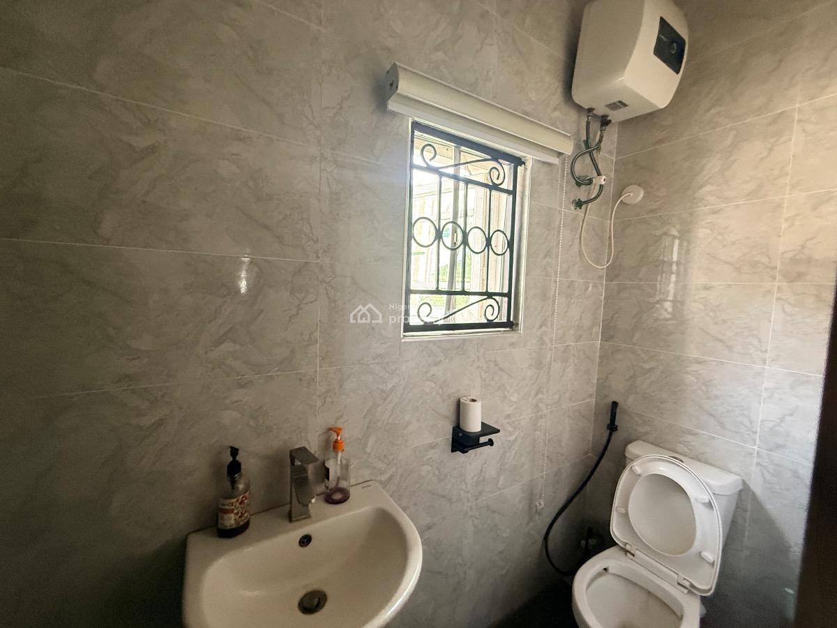 Fully Furnished and Serviced Mini Flat, Lekki Phase 1, Lekki, Lagos, Flat / Apartment for Rent