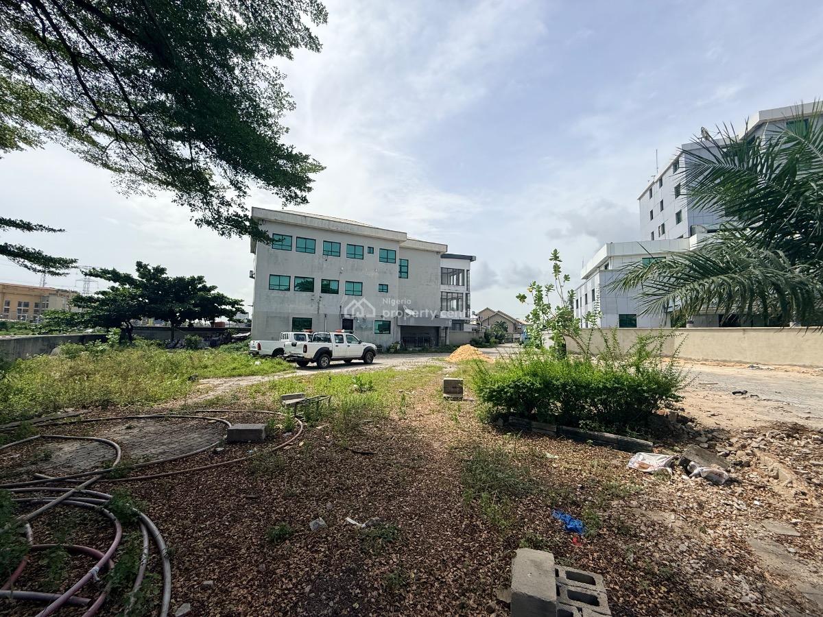 Spacious Commercial Property Directly, Directly Facing The Lekki Epe Express, Lekki Phase 1, Lekki, Lagos, Commercial Property for Sale