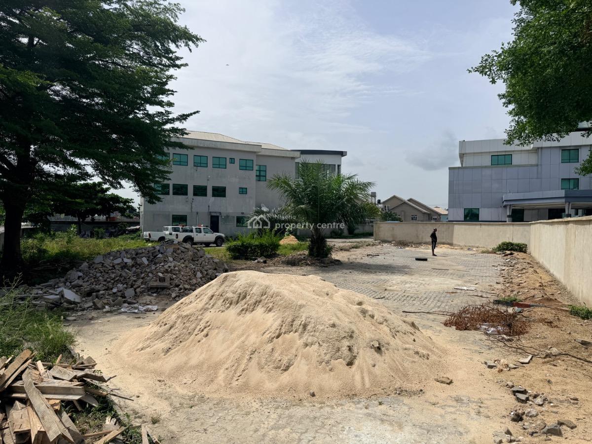 Spacious Commercial Property Directly, Directly Facing The Lekki Epe Express, Lekki Phase 1, Lekki, Lagos, Commercial Property for Sale