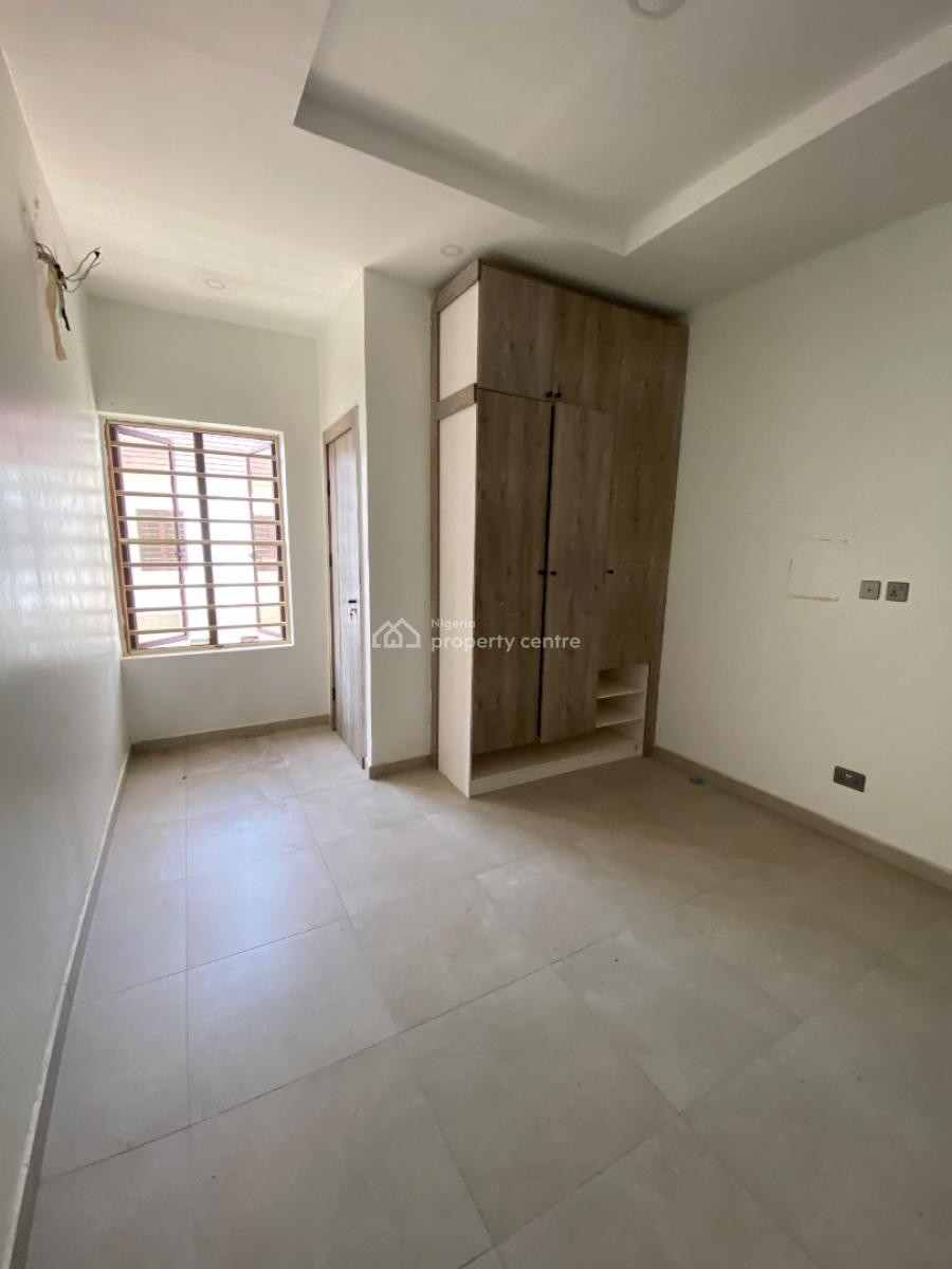 Semi Masters Room Sharing Kitchen with Personal Cabinet Dpkay, Orchid Road Dpkay Estate, Lekki, Lagos, Self Contain (single Rooms) for Rent