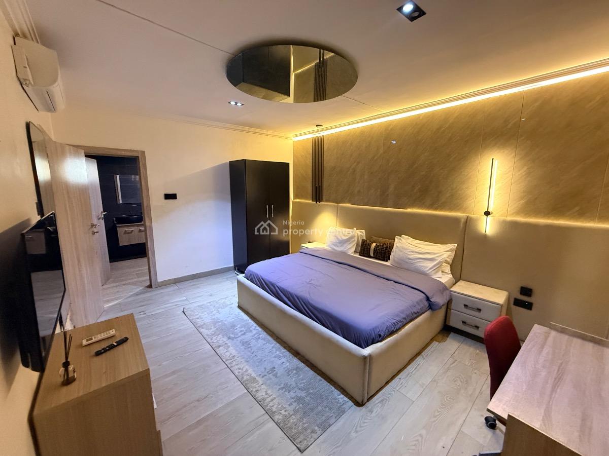 Fully Furnished and Serviced Mini Flat with Fascinating View, Lekki Phase 1, Lekki, Lagos, Flat / Apartment for Rent