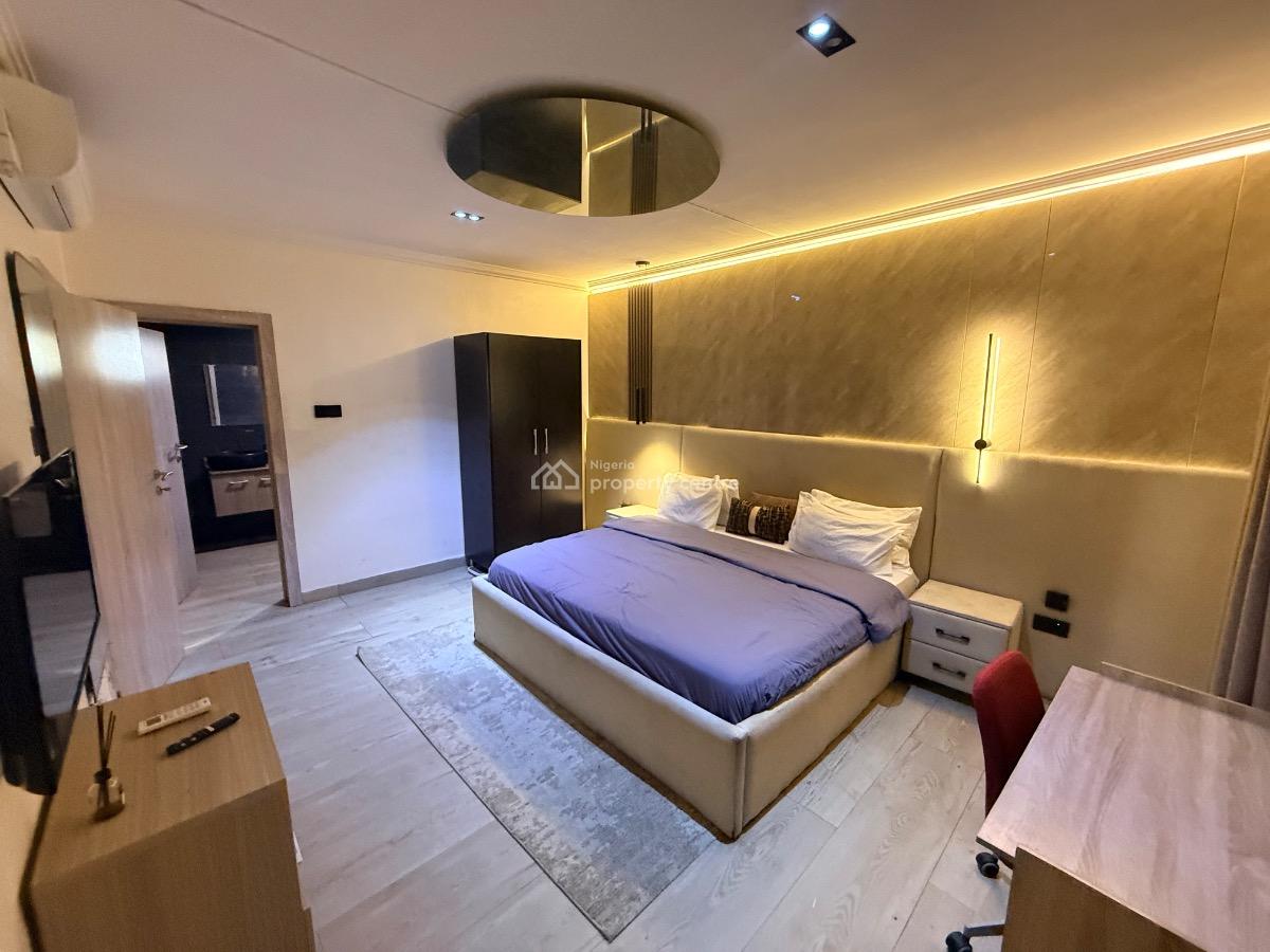 Fully Furnished and Serviced Mini Flat with Fascinating View, Lekki Phase 1, Lekki, Lagos, Flat / Apartment for Rent