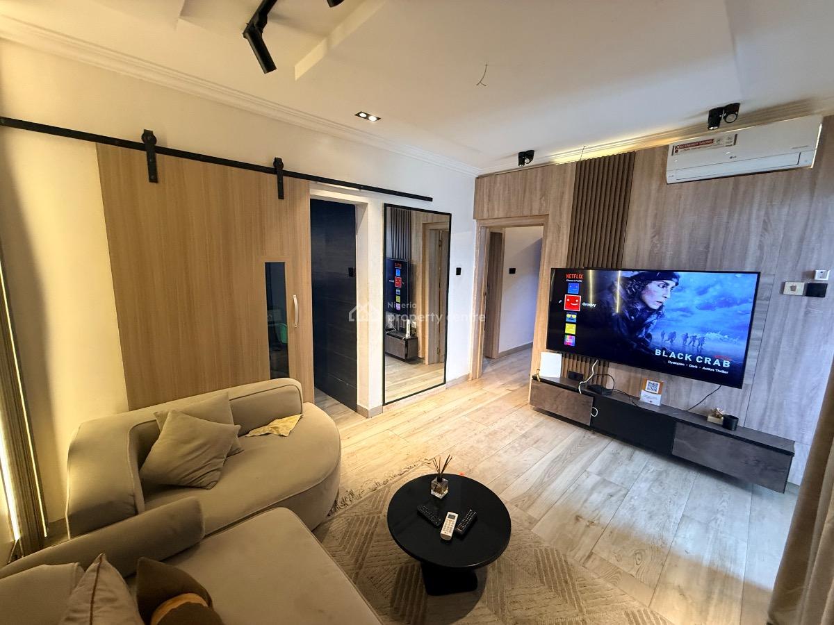 Fully Furnished and Serviced Mini Flat with Fascinating View, Lekki Phase 1, Lekki, Lagos, Flat / Apartment for Rent