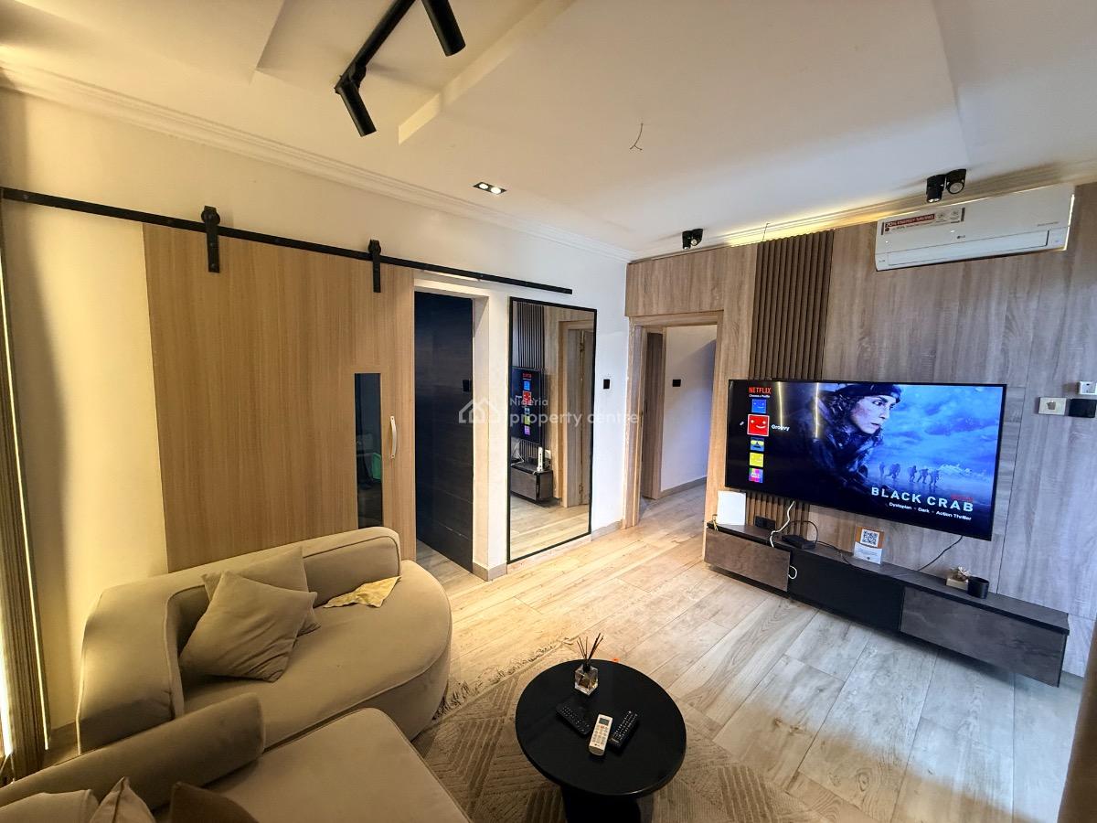 Fully Furnished and Serviced Mini Flat with Fascinating View, Lekki Phase 1, Lekki, Lagos, Flat / Apartment for Rent