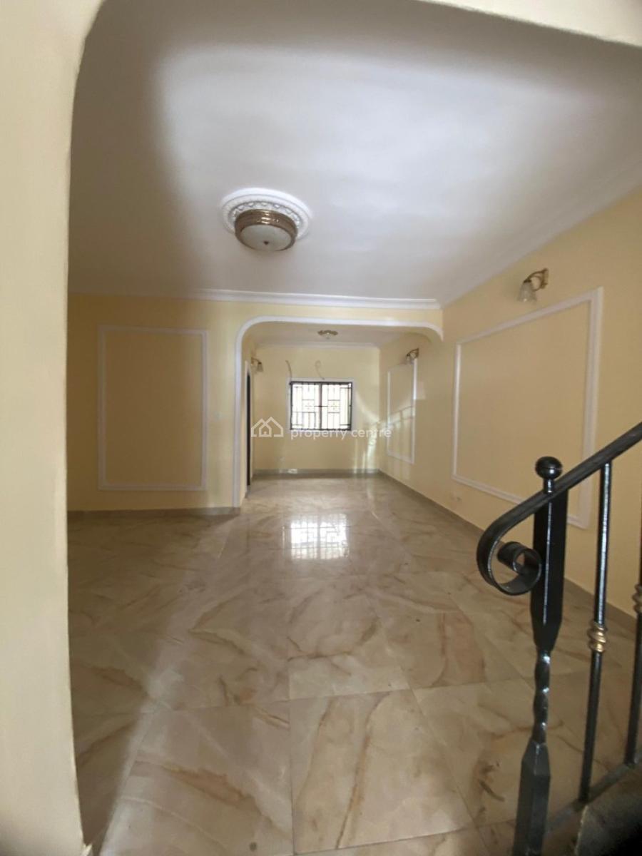 Lovely Serviced 4 Bedroom Terrace with a Room Bq, Lekki Phase 1, Lekki, Lagos, Terraced Duplex for Rent