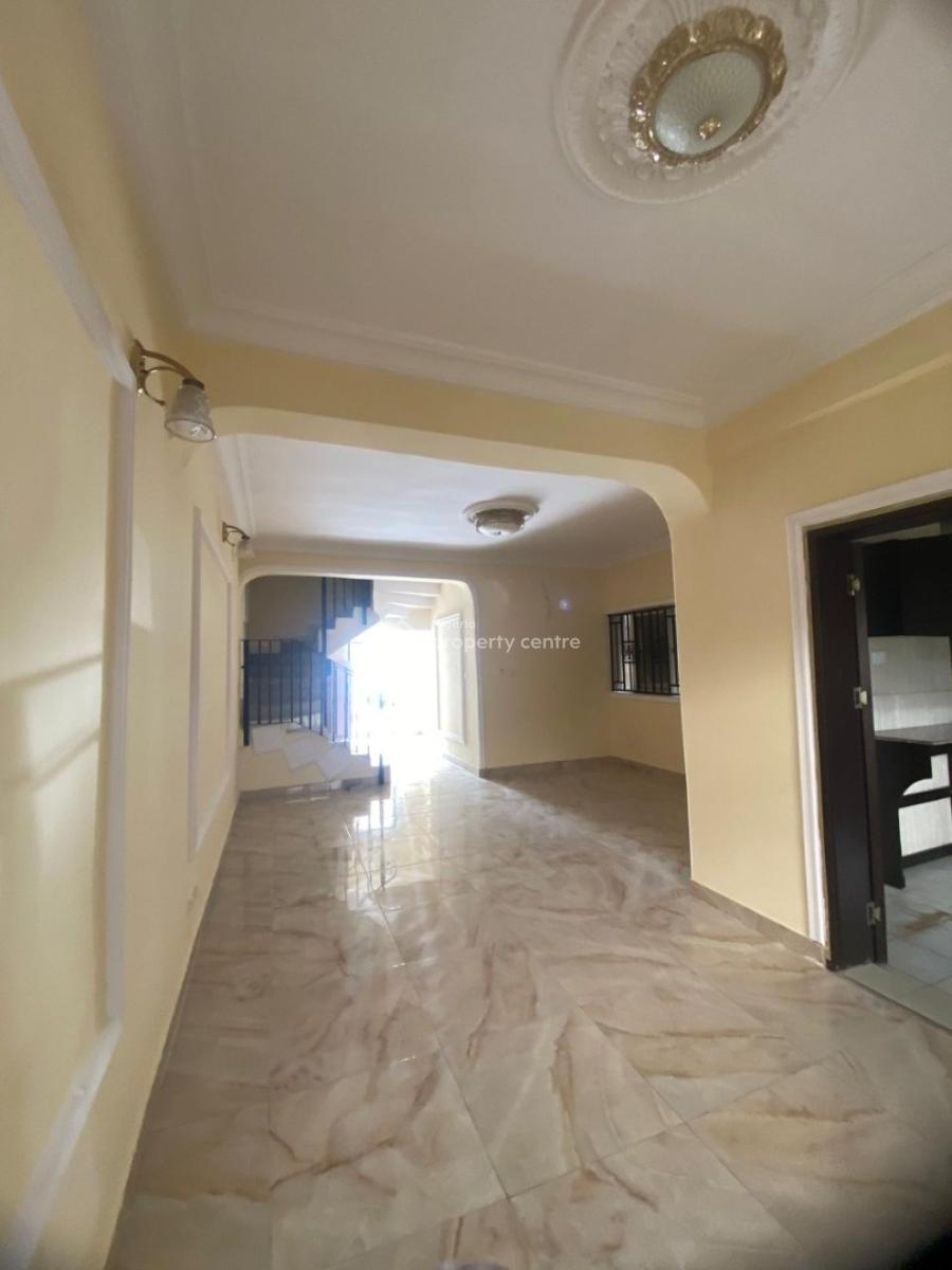 Lovely Serviced 4 Bedroom Terrace with a Room Bq, Lekki Phase 1, Lekki, Lagos, Terraced Duplex for Rent