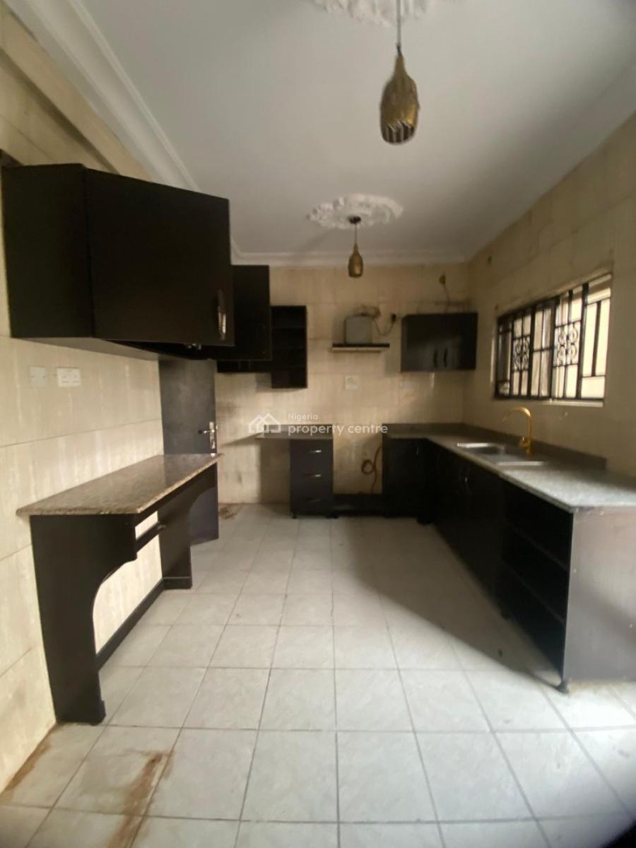 Lovely Serviced 4 Bedroom Terrace with a Room Bq, Lekki Phase 1, Lekki, Lagos, Terraced Duplex for Rent