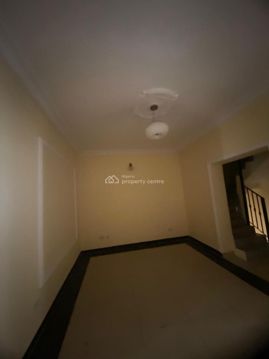Lovely Serviced 4 Bedroom Terrace with a Room Bq, Lekki Phase 1, Lekki, Lagos, Terraced Duplex for Rent