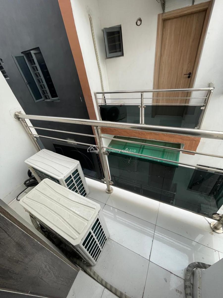 Luxury 3 Bedrooms Flat, Aguda, Surulere, Lagos, Flat / Apartment for Sale