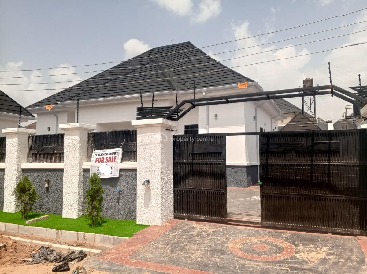 3 Bedrooms Bungalow with 1 Bedroom Guest Chalet in a Secured Estate, Gwarinpa, Abuja, Detached Bungalow for Sale